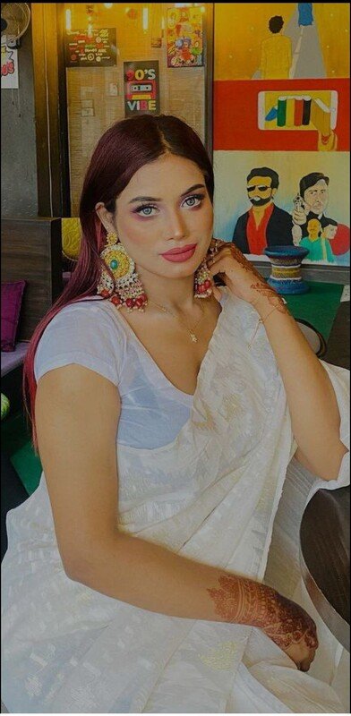 Sexy GF Giving Blowjob To Her BF