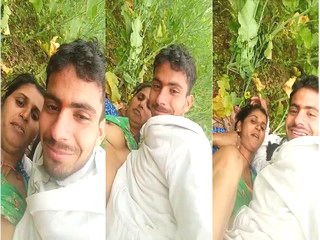 Desi Bhabhi Fucking In Jungle