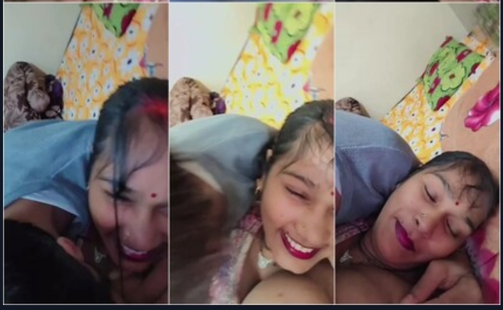 Big Boobs Bhabhi Hubby Sucking Her Boobs