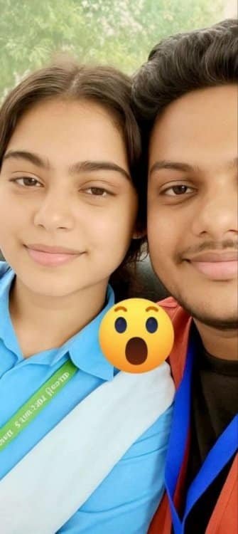 Beautiful Girl Pussy Fingered By Boyfriend Inside Car