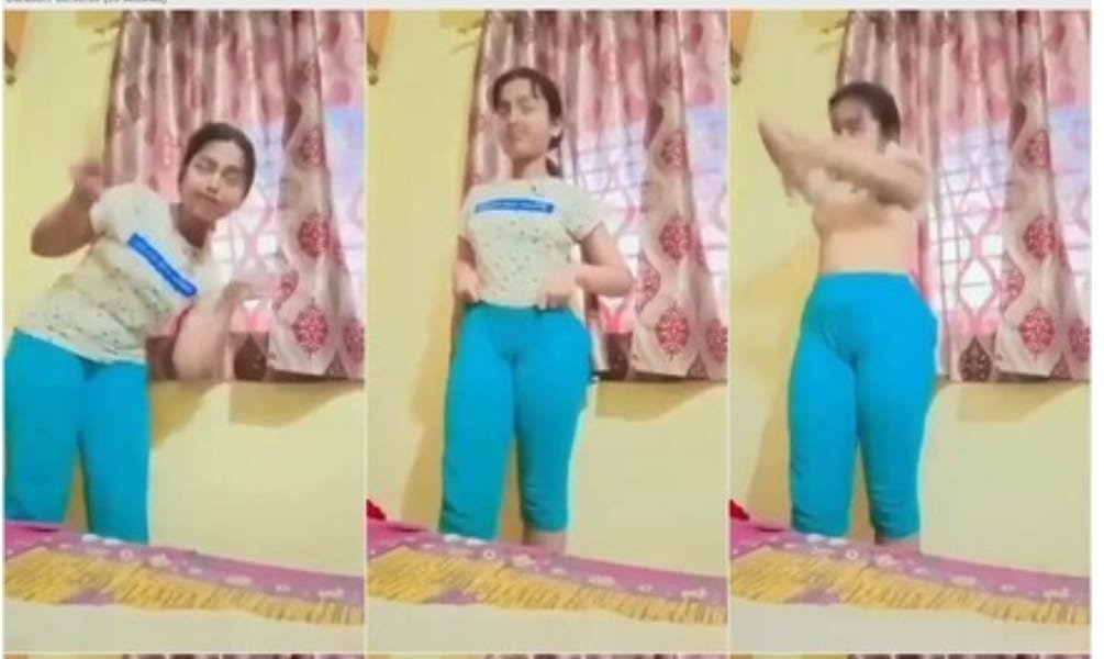 Cute Teen Girlfriend Showing Her Big Boobs