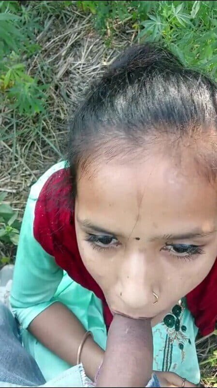 Village Girl Giving Blowjob To BBC Outdoor
