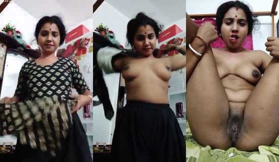 Cute Bengali Bhabhi Showing Nude Body And Hairy Hot Pussy