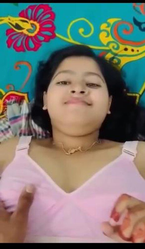 Chubby Desi Girl Shaved Pussy Fucked