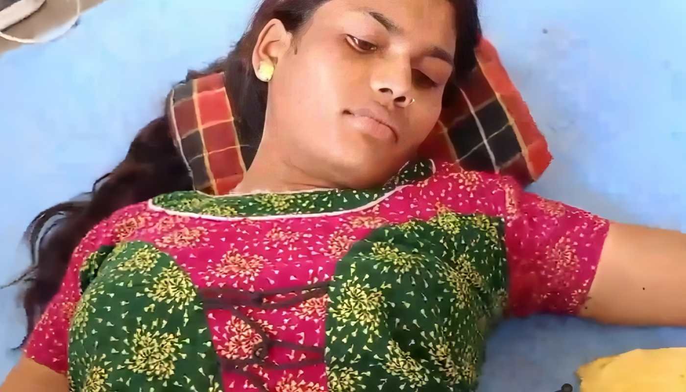 Sexy Sali Gives Blowjob To Jija And Fucked Her Wet Hairy Pussy