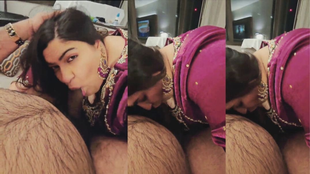 Hot Chubby Bahu Gives Blowjob To Her Sasur